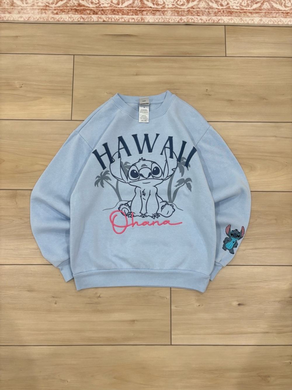 Disney LILO & Stitch Light Blue 'Hawaii Ohana' Stitch Graphic Sweatshirt